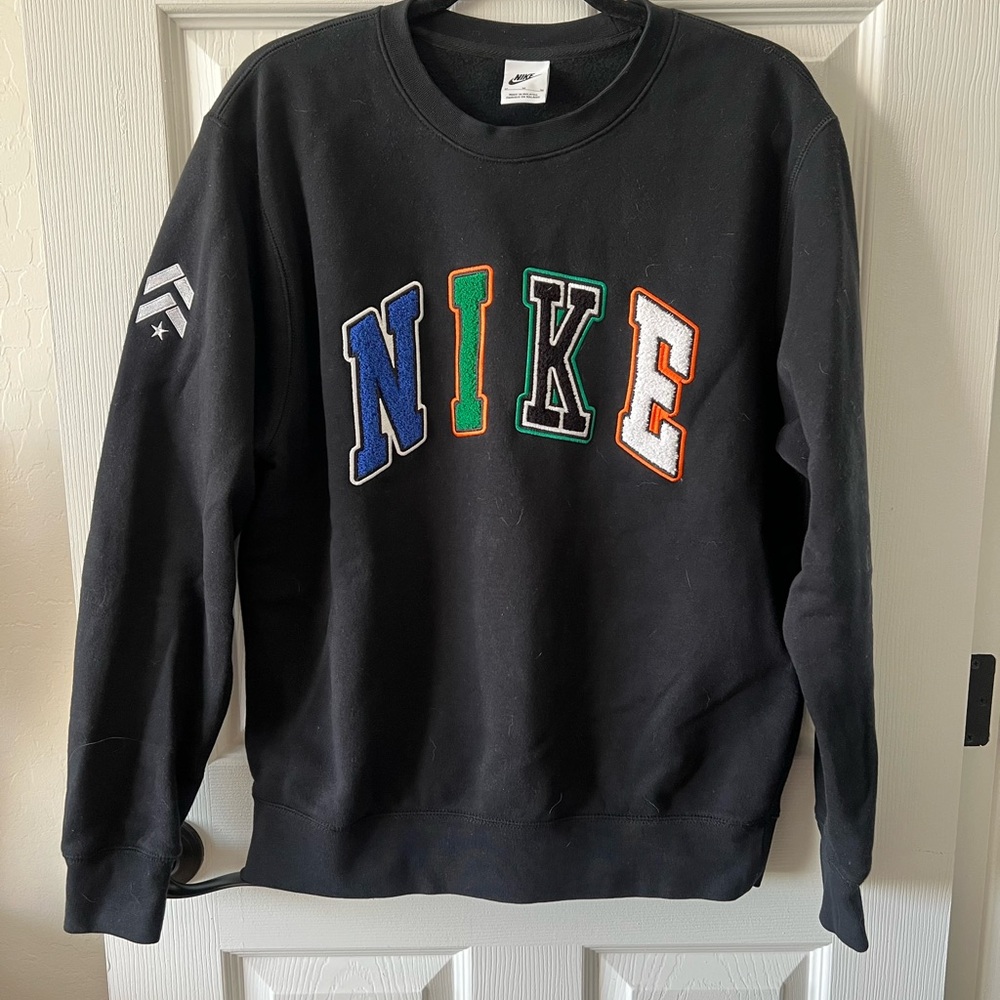 Barry’s x Nike Crewneck